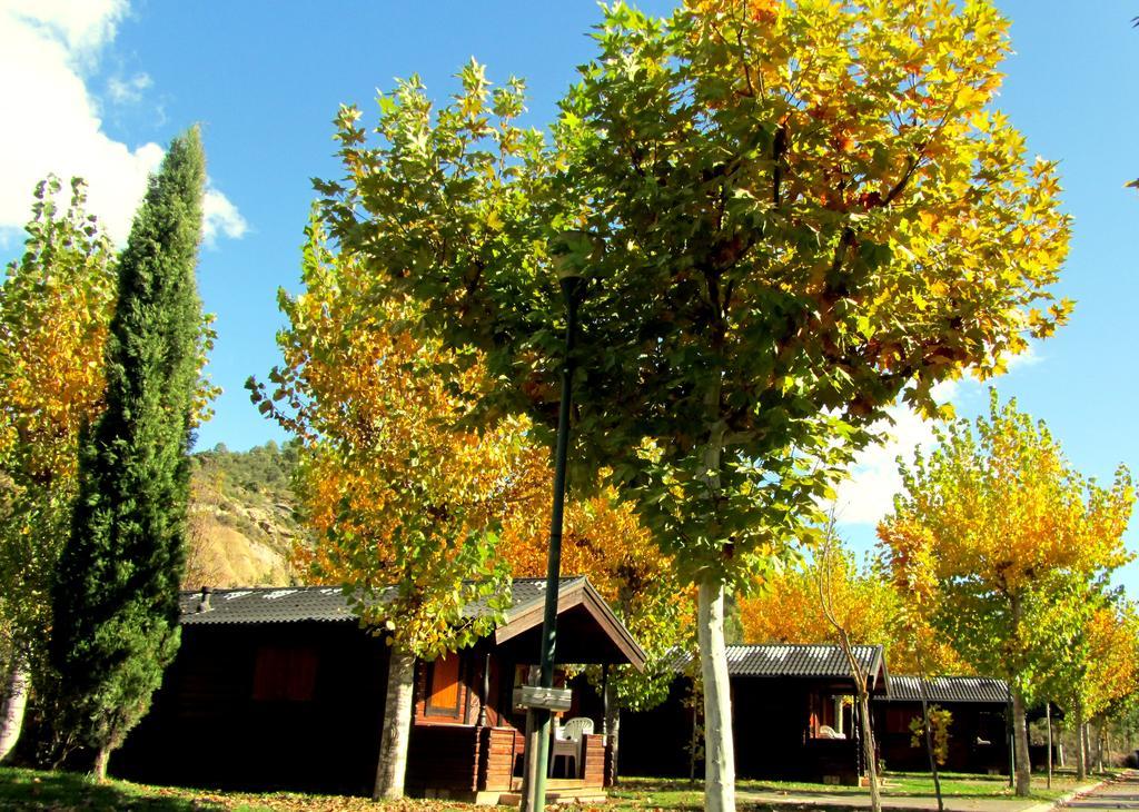 Camping & Bungalows Ligueerre De Cinca Exterior foto