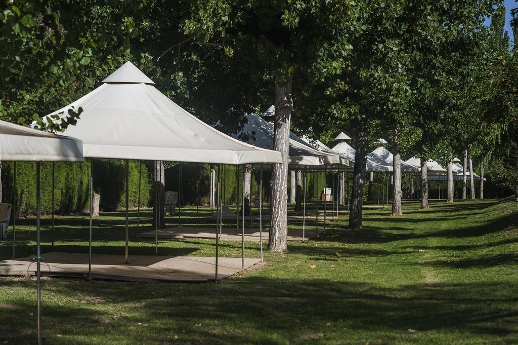 Camping & Bungalows Ligueerre De Cinca Exterior foto